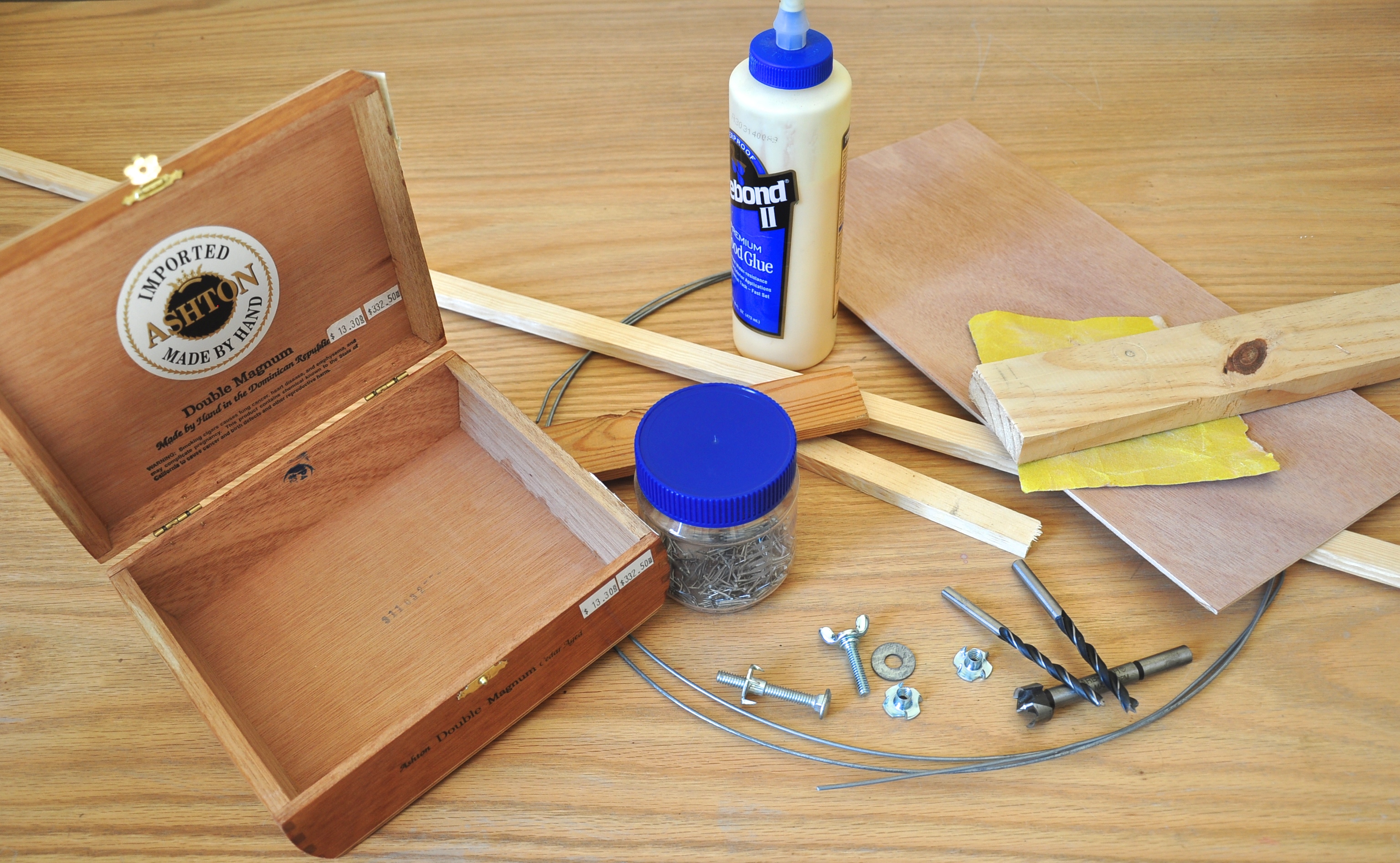 DIY - Cigar Box to Pochade Box Conversion - Green Olive Arts
