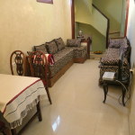 salon (living/dining area)